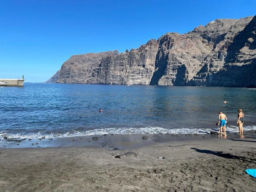 Amazing Atlantic And Breathtaking Mountains Views Apartment Acantilado de los Gigantes Spain